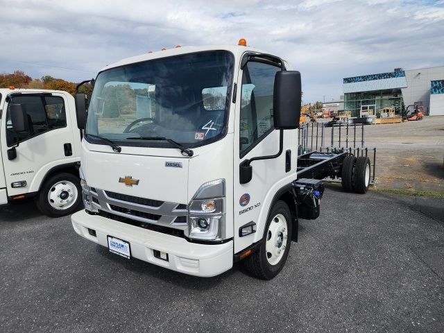 2024 Chevrolet 5500 XD LCF Diesel Base