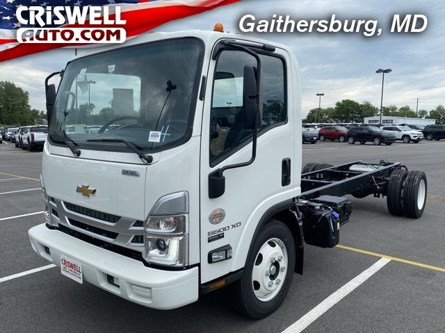 2024 Chevrolet 5500 XD LCF Diesel Base