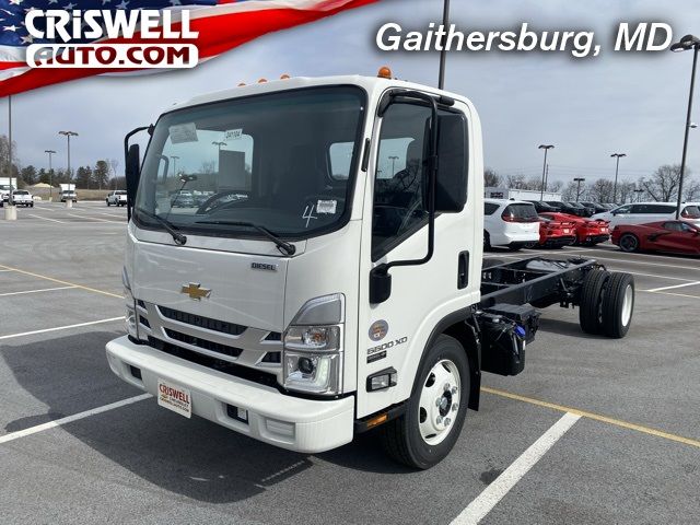 2024 Chevrolet 5500 XD LCF Diesel Base