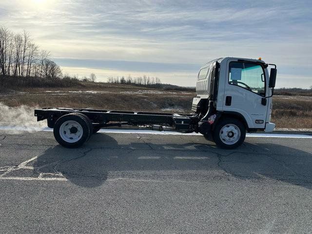 2024 Chevrolet 5500 XG LCF Gas Base