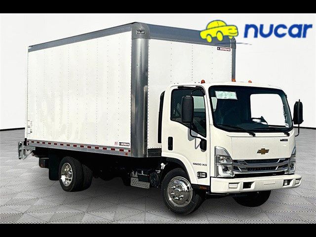 2024 Chevrolet 5500 XG LCF Gas Base