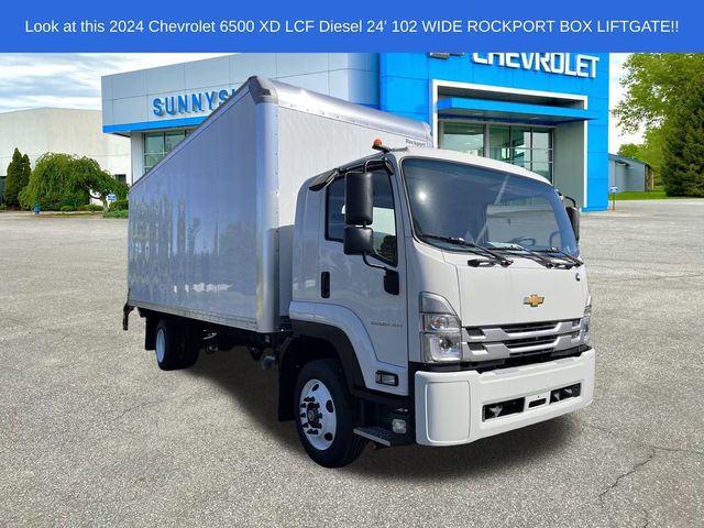 2024 Chevrolet 6500 XD LCF Diesel Base