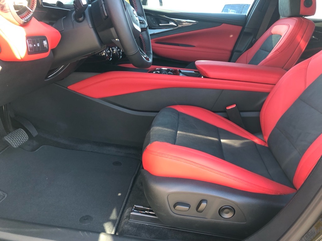 Vehicle image 8 of 16