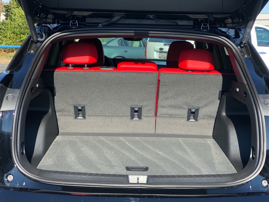 Vehicle image 14 of 16