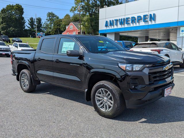 2024 Chevrolet Colorado LT