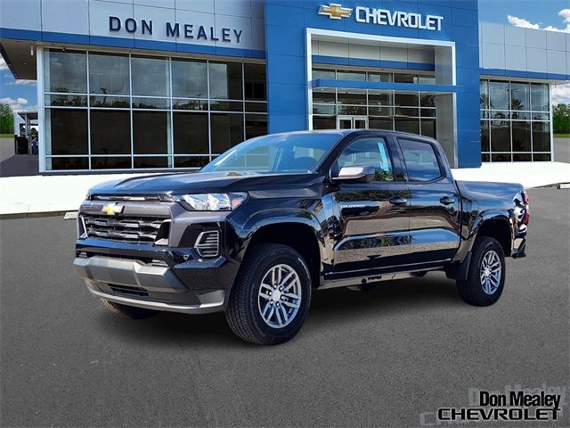 2024 Chevrolet Colorado LT