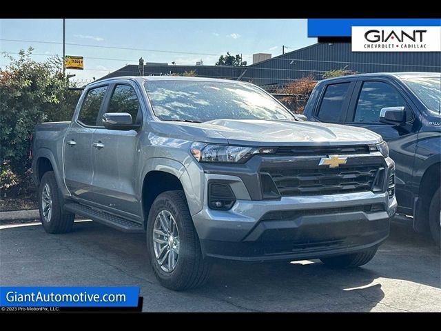 2024 Chevrolet Colorado LT