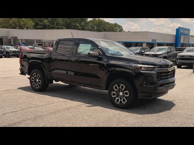 2024 Chevrolet Colorado LT