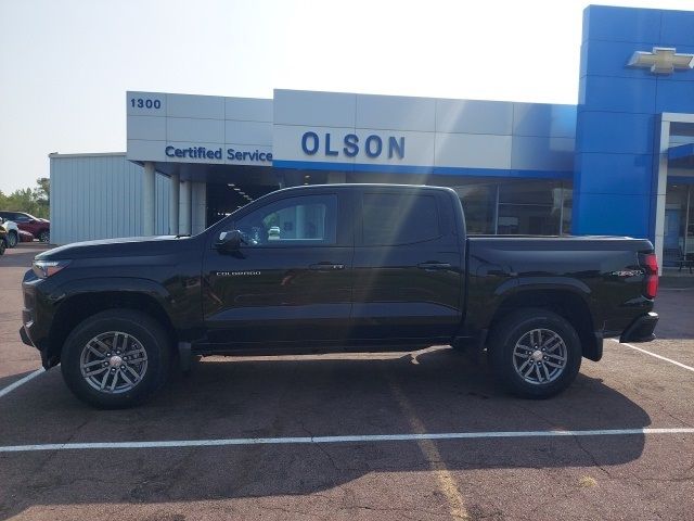 2024 Chevrolet Colorado LT