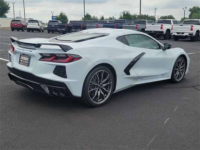 2024 Chevrolet Corvette 2LT