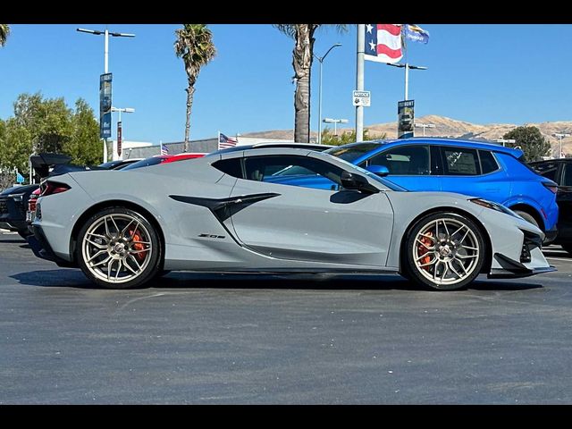 2024 Chevrolet Corvette 1LZ