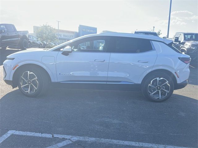 2024 Chevrolet Equinox EV LT