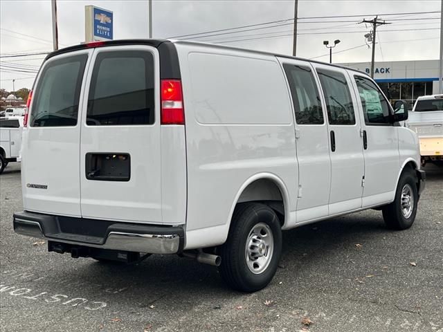 2024 Chevrolet Express Base