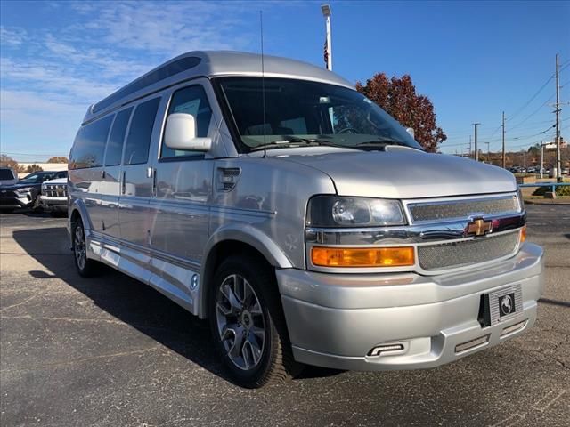 2024 Chevrolet Express Base