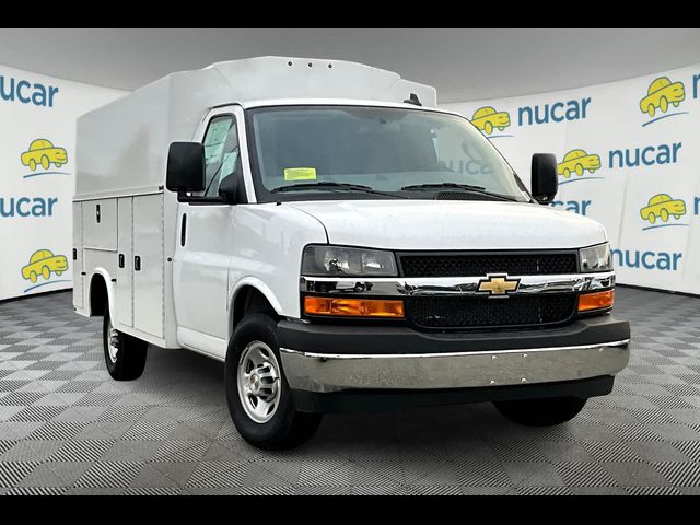 2024 Chevrolet Express Base