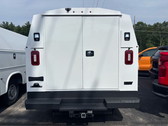 2024 Chevrolet Express Base