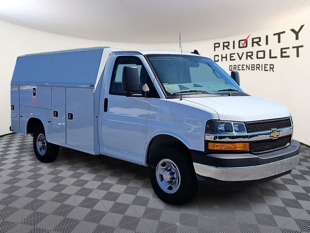 2024 Chevrolet Express Base