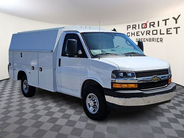 2024 Chevrolet Express Base