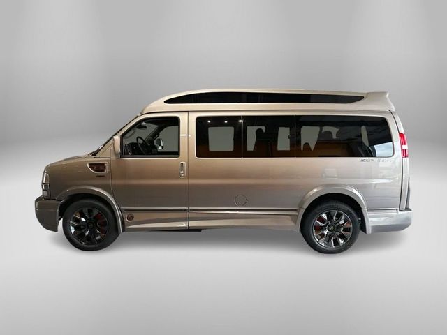 2024 Chevrolet Express Base