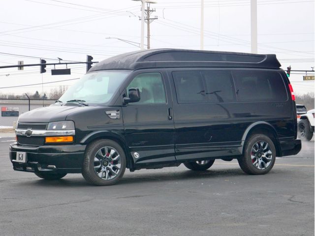 2024 Chevrolet Express Base