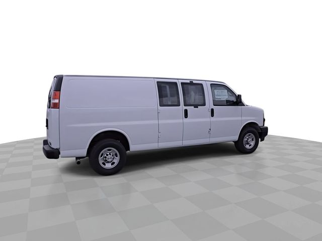 2024 Chevrolet Express Base