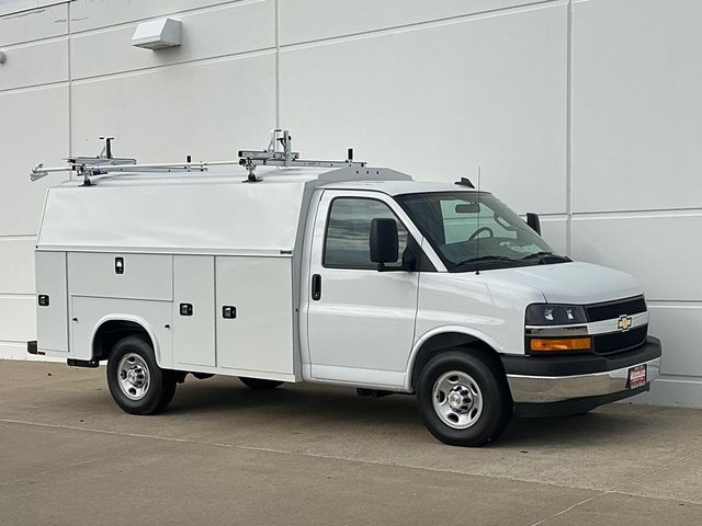 2024 Chevrolet Express Base