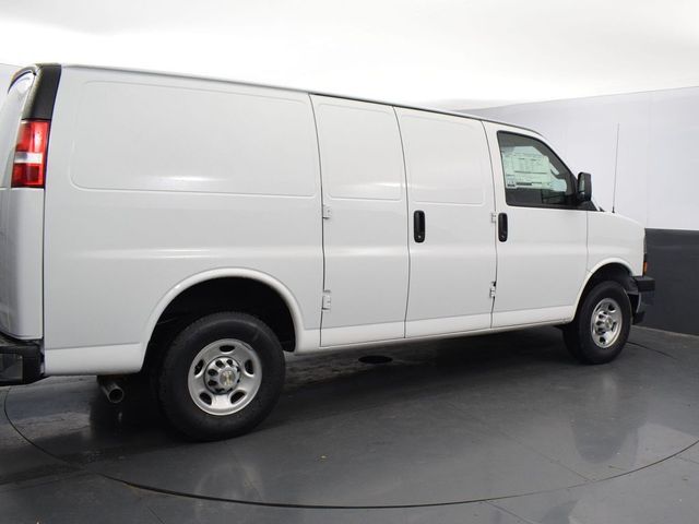 2024 Chevrolet Express Base