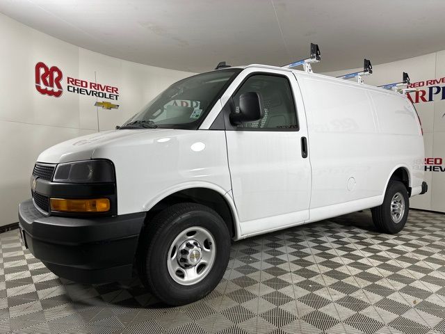 2024 Chevrolet Express Base