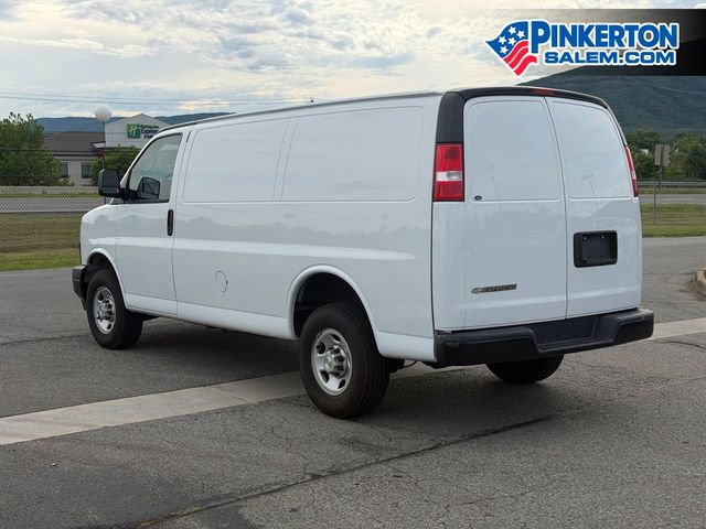 2024 Chevrolet Express Base