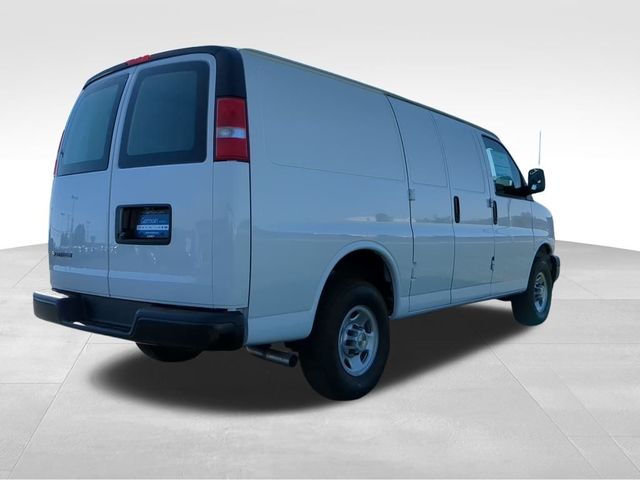 2024 Chevrolet Express Base