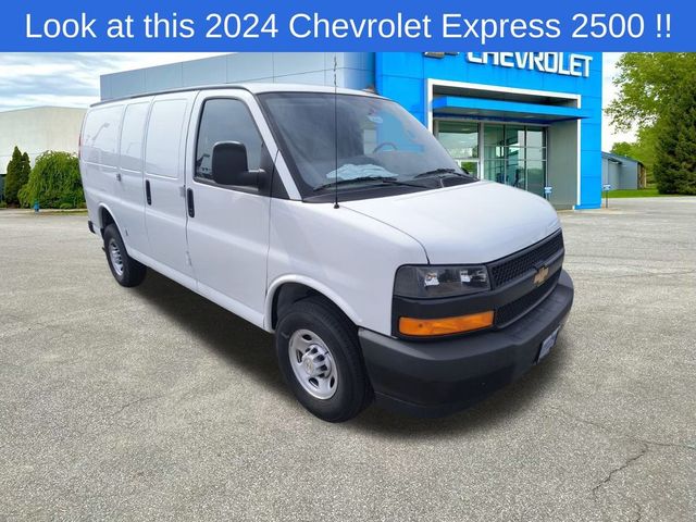 2024 Chevrolet Express Base
