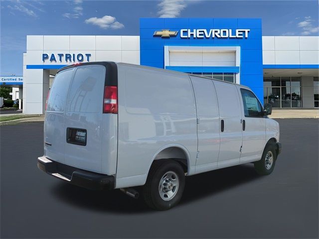 2024 Chevrolet Express Base