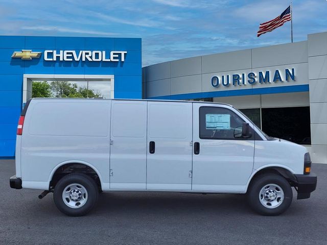 2024 Chevrolet Express Base