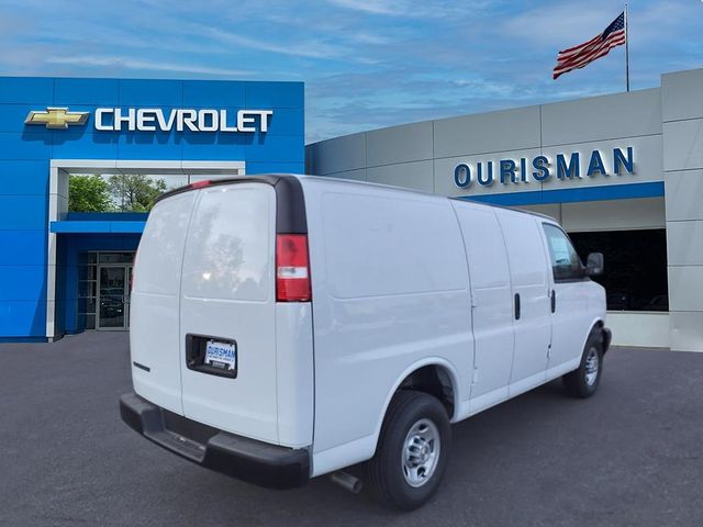 2024 Chevrolet Express Base