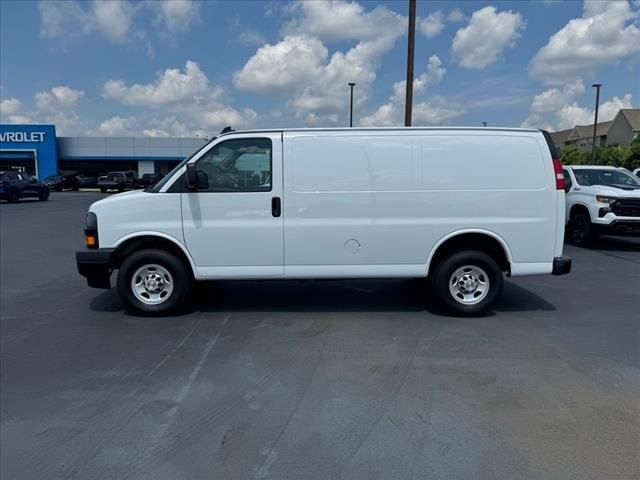 2024 Chevrolet Express Base