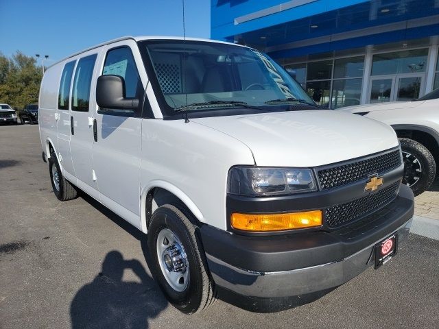 2024 Chevrolet Express Base