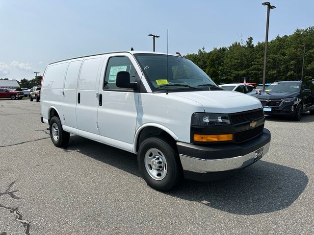 2024 Chevrolet Express Base