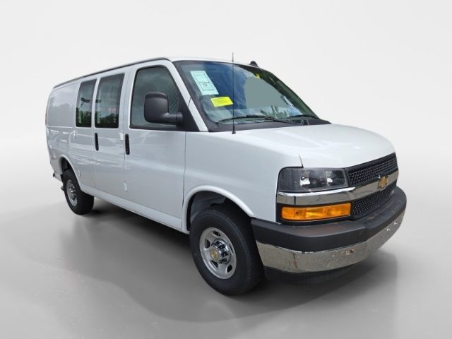 2024 Chevrolet Express Base