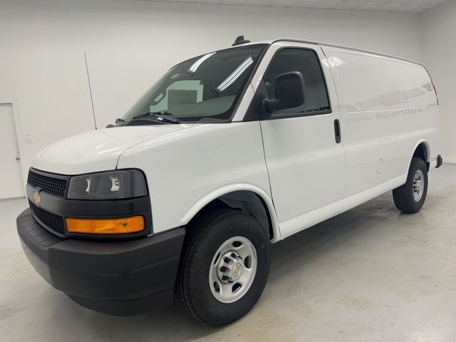 2024 Chevrolet Express Base