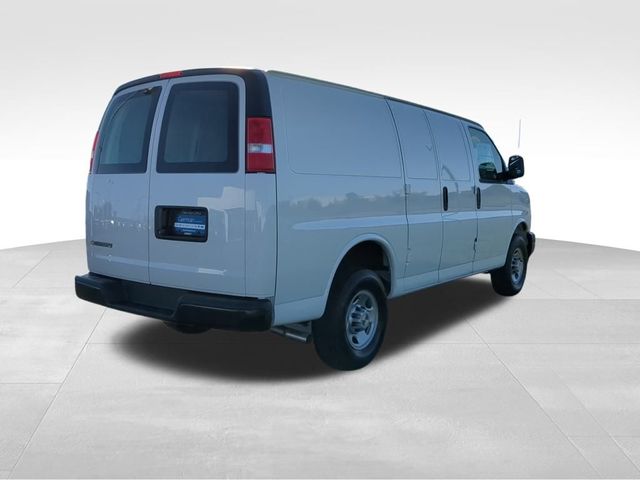 2024 Chevrolet Express Base