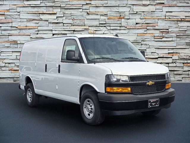 2024 Chevrolet Express Base