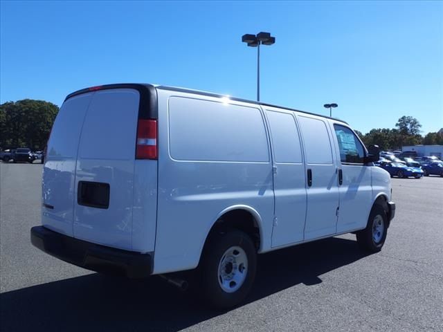 2024 Chevrolet Express Base