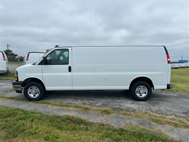 2024 Chevrolet Express Base