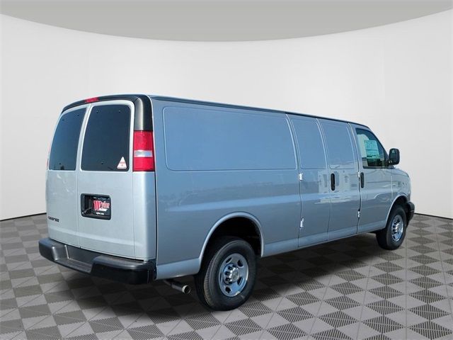 2024 Chevrolet Express Base