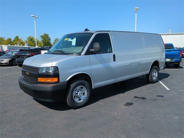 2024 Chevrolet Express Base