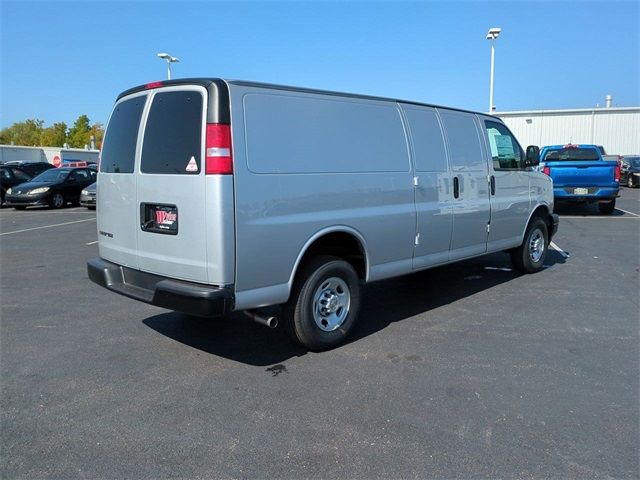 2024 Chevrolet Express Base