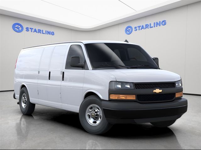 2024 Chevrolet Express Base