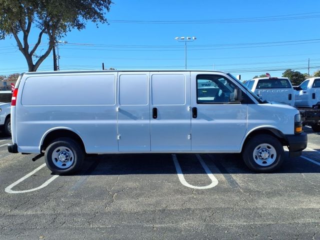 2024 Chevrolet Express Base