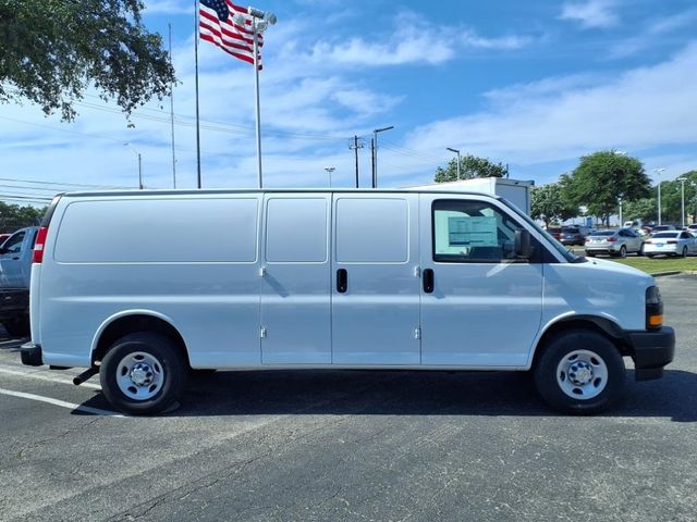 2024 Chevrolet Express Base