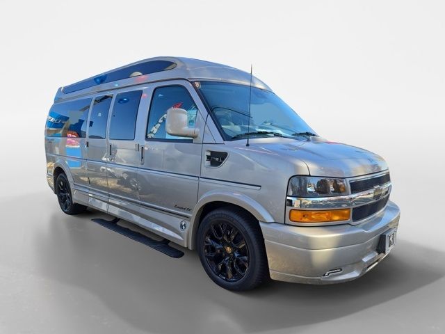 2024 Chevrolet Express Base